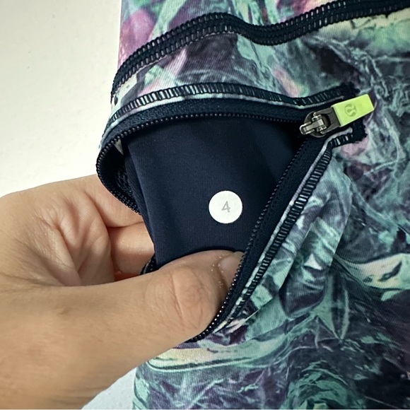 Lululemon Run top speed crop tights iridescent multi size 4 - Picture 5 of 5